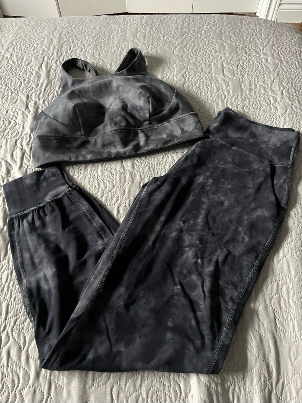 lululemon athletica Black Tie-Dye Sports Bra & Leggings Set